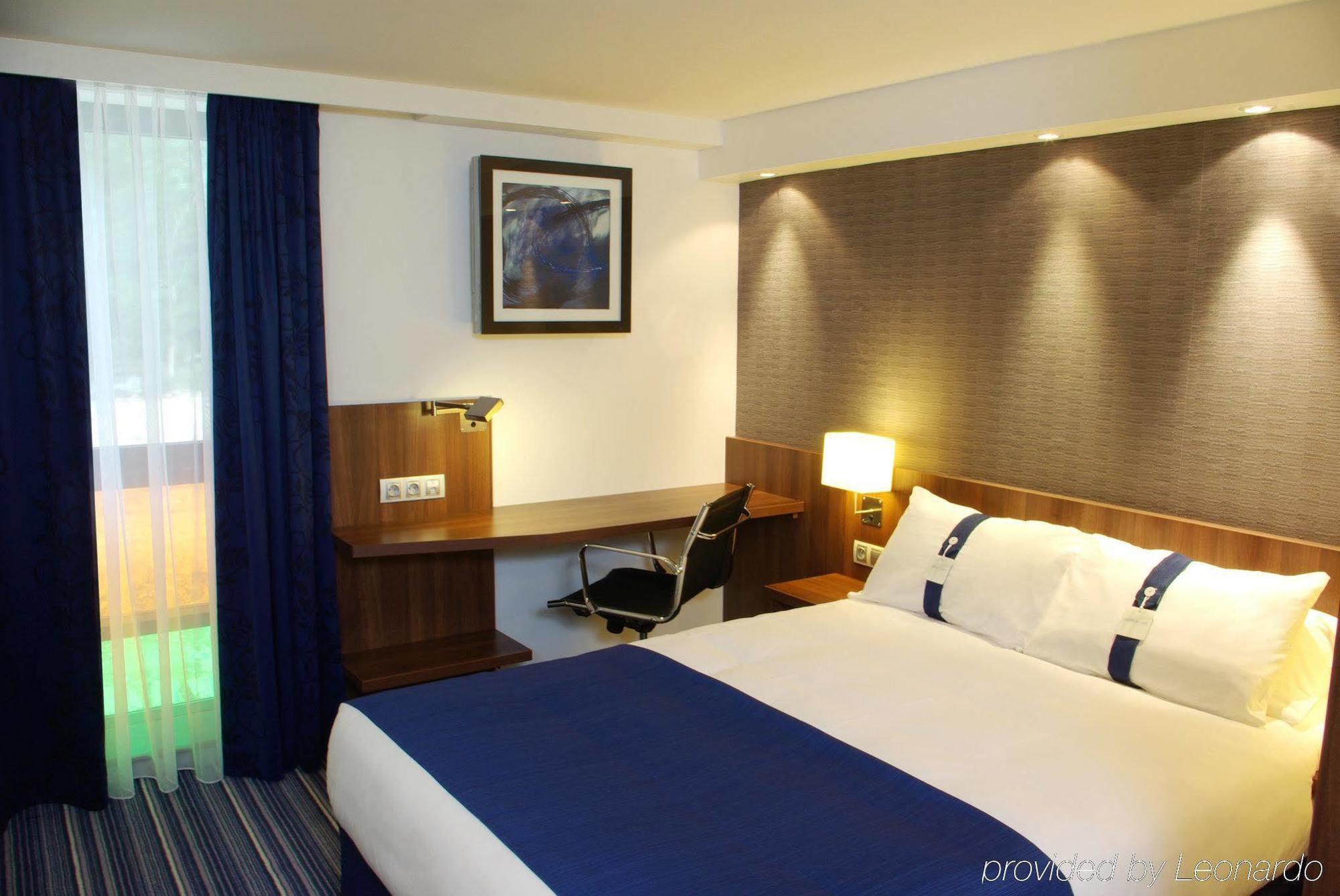 - Marseille Airport By Ihg 4*
