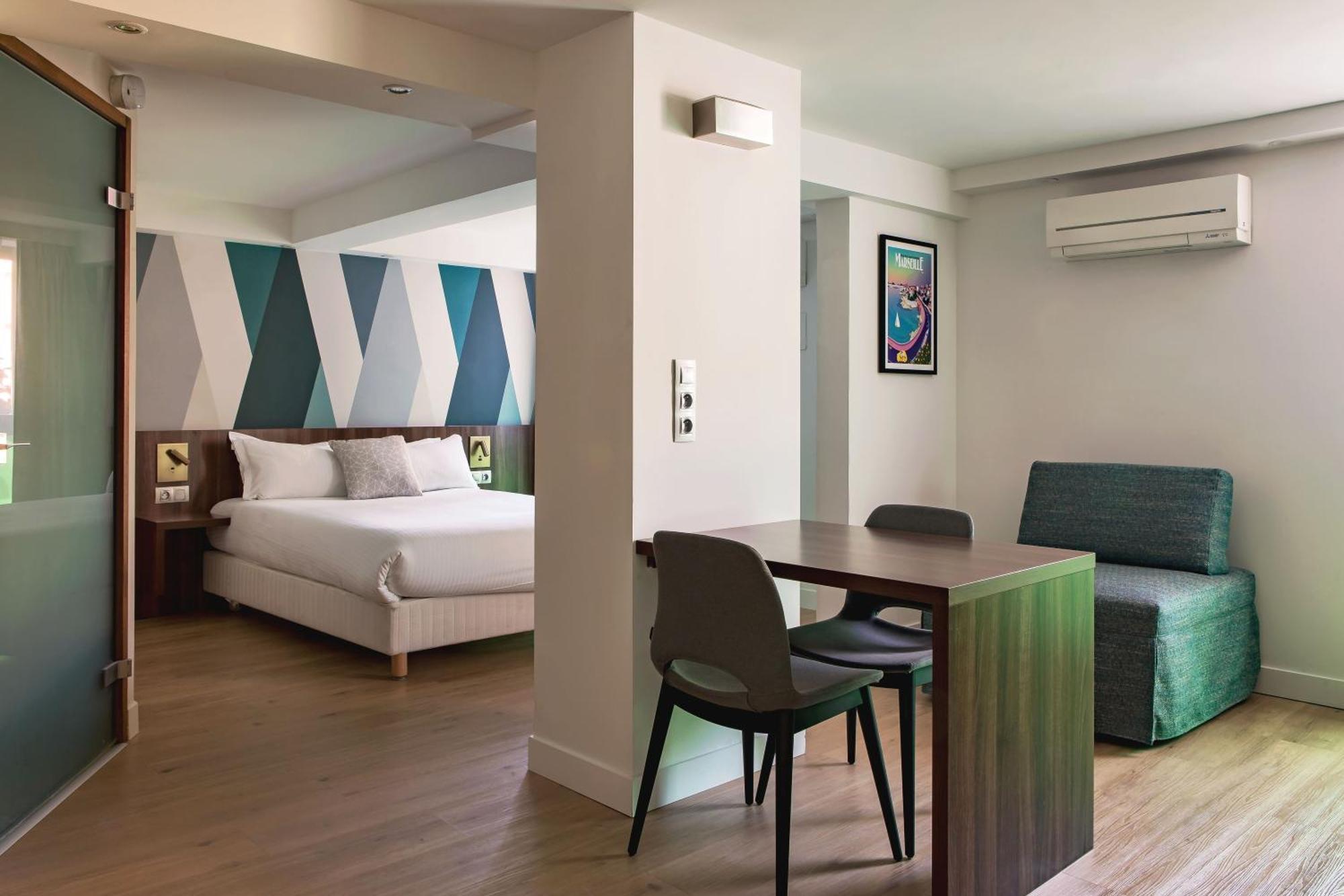 - Marseille Airport By Ihg Hotel