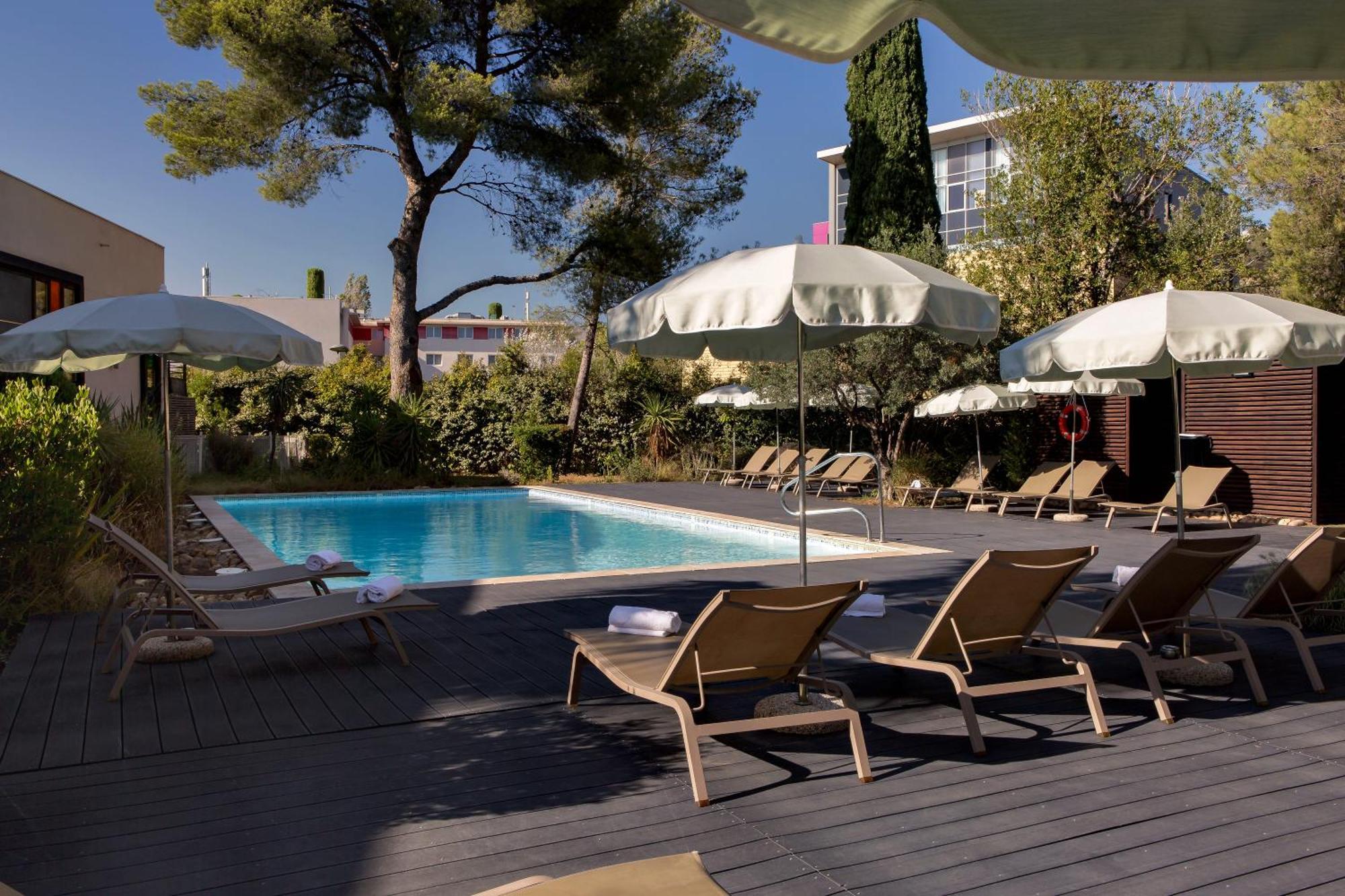 - Marseille Airport By Ihg Vitrolles (Bouches-du-Rhone)