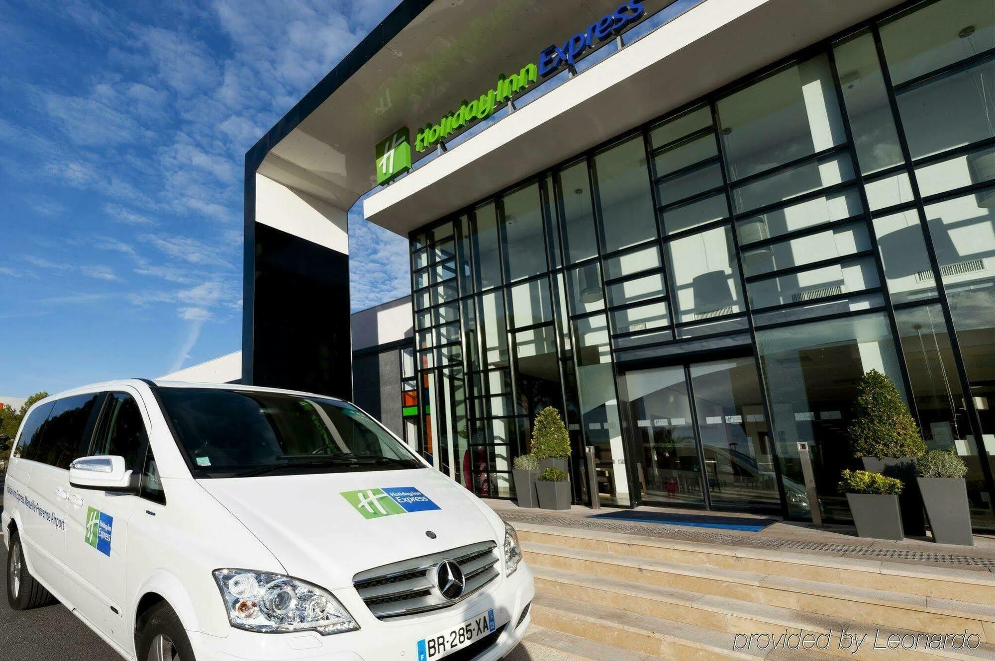 - Marseille Airport By Ihg Hotel Vitrolles (Bouches-du-Rhone)